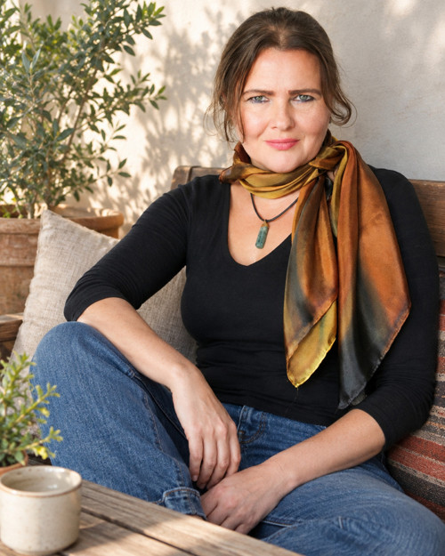 Hedvábný šátek - Žluto hnědý