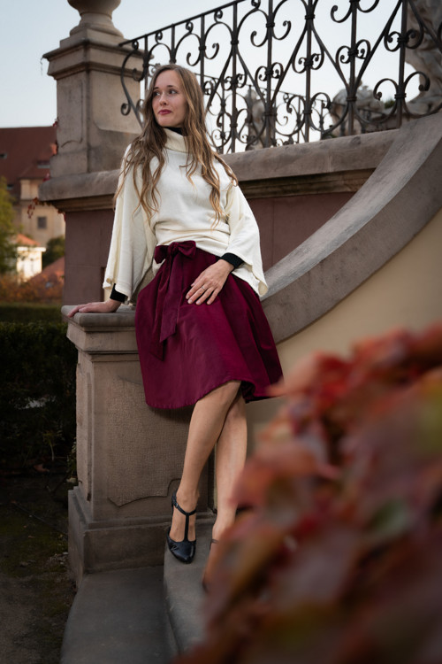 Manšestrová Kolová Bordó