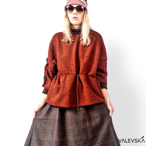 Fox on the run, oversize svetr, 30% vlna