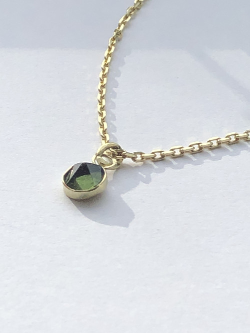 Zlatý přívěsek Vltavín MINI charm - BS Design — foto 1
