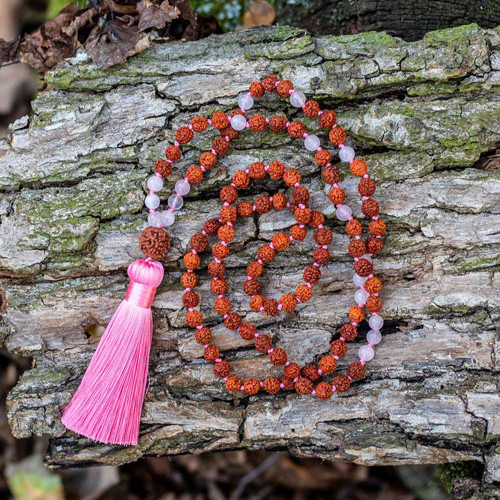 Japa mála - Rudraksha a růženín