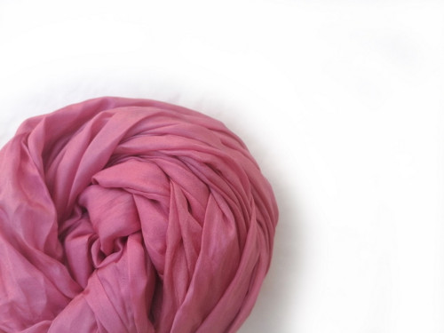 "old fuchsia" hedvábná šála, pléd 180x90