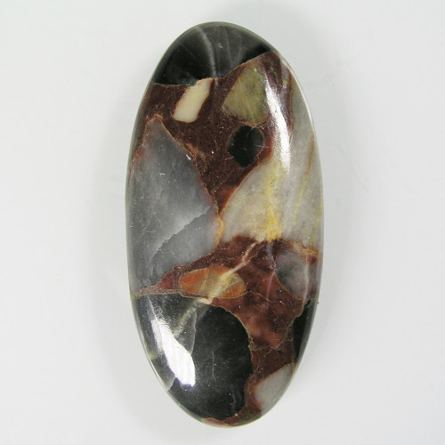 Kabošon "Brekcie" jaspisu, 55,80 ct., 45x22x5,6 mm