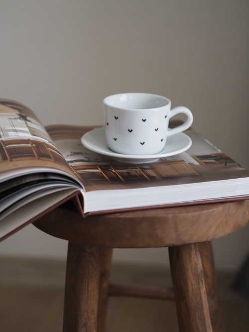 Malovaný šálek s podšálkem SRDÍČKA