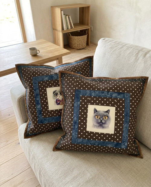 Patchworkový polštář British Cat
