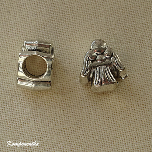 Kovový korálek andělíček 11x10mm 1kus