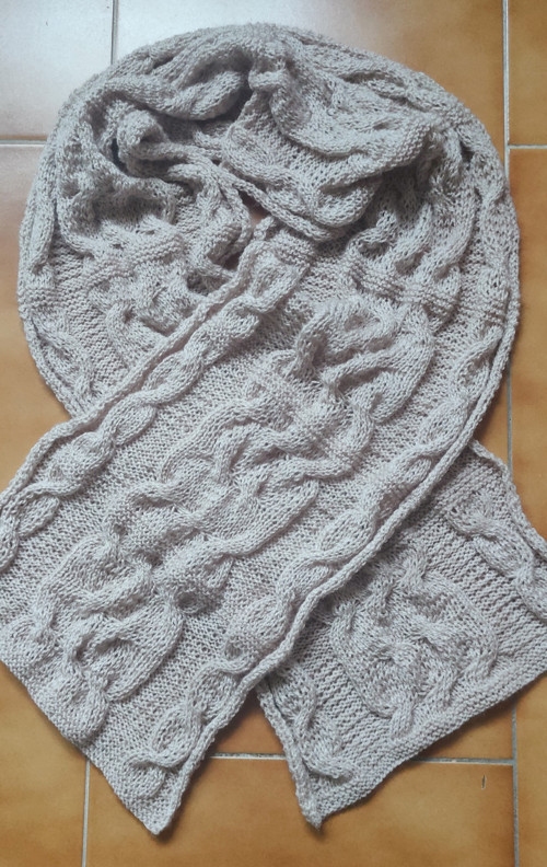 JEMNÁ, HEBKÁ ŠÁLA-PLÉD (ručně pletená)