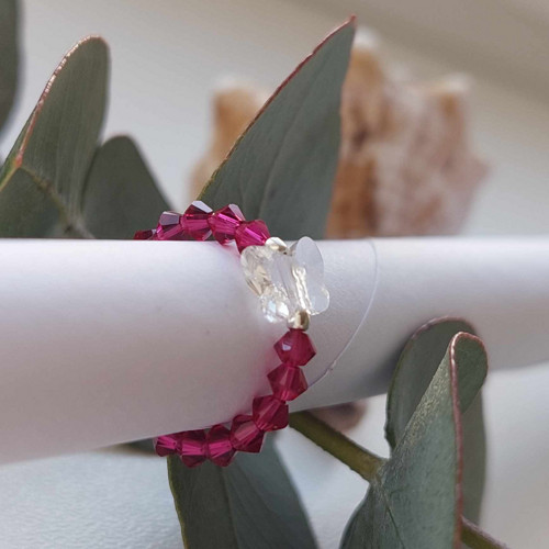 Prsten Swarovski Rubi a motýlek Vel. 56