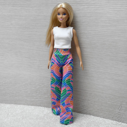 Barevné kalhoty pro Barbie
