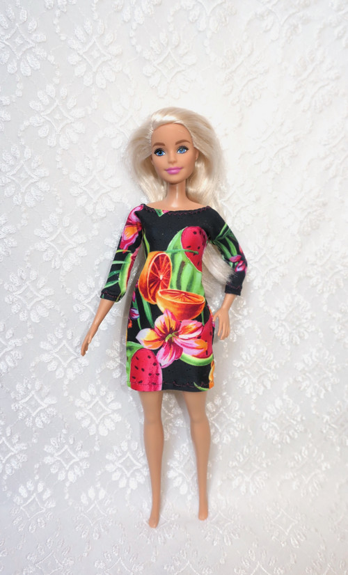 Šaty pro Barbie — foto 1