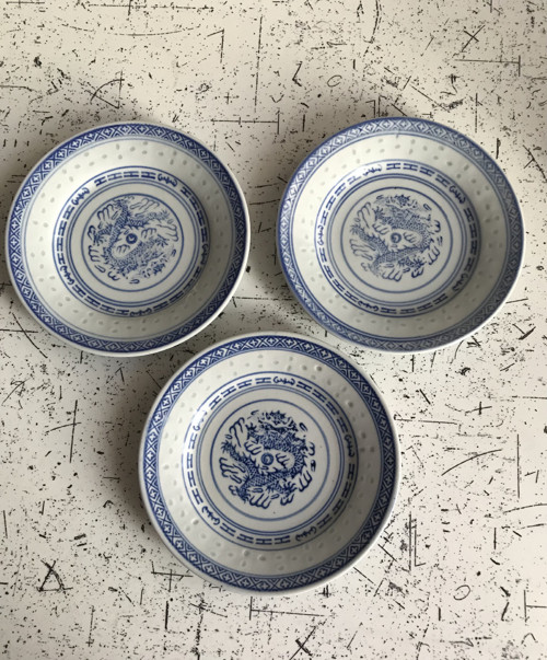 Talířky z rýžového porcelánu