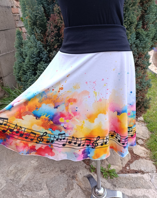 Kolová sukýnka noty II — foto 1