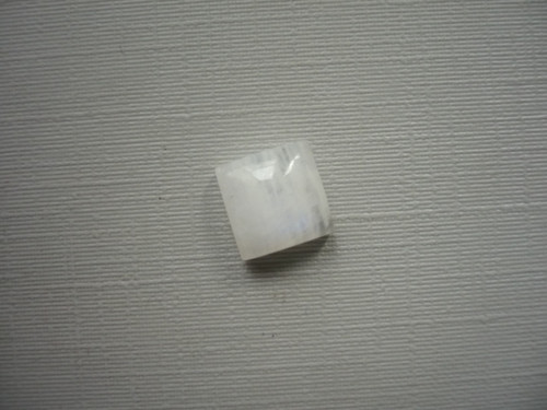 Kabošon měsíčního kamene 8 mm, č.37Ef