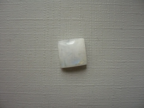 Kabošon měsíčního kamene 8 mm, č.65Ef