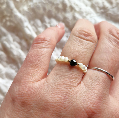 Spinel*broušená přírodní perleť*Ag*prsten