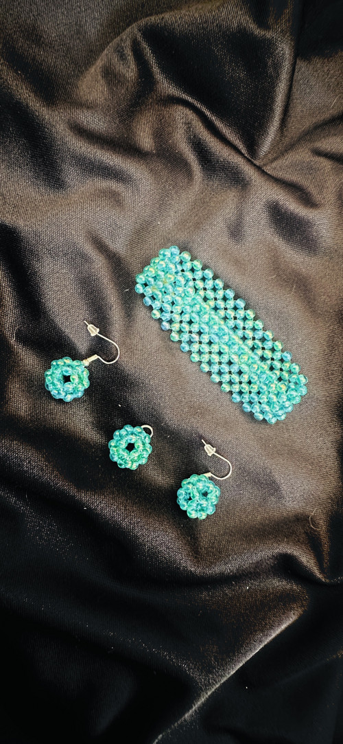 Korálkový skleněný zelený set