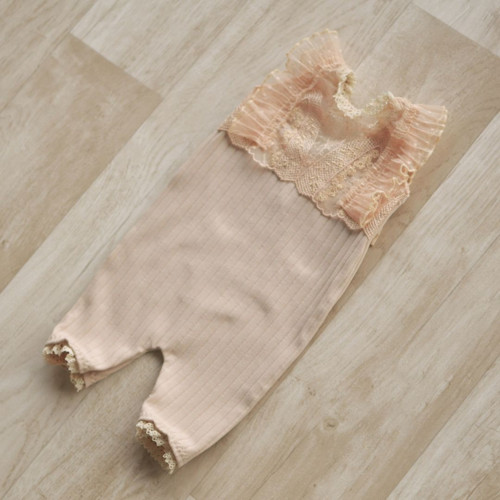 Fotorekvizita - lace romper nb — foto 1