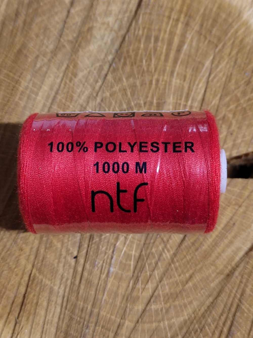 Polyesterové nitě NTF 1000 m 572 červená