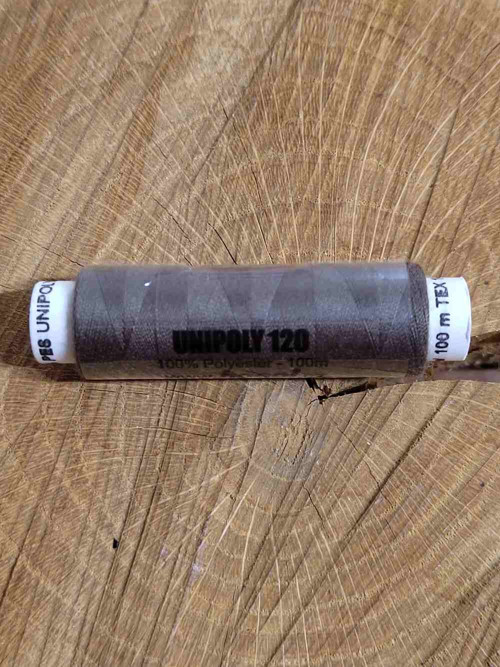 Polyesterové nitě Unipoly návin 100 m 778 chocolat — foto 1