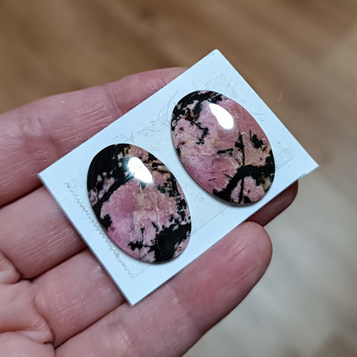 Rodonit/Rhodonite, ID 3634, 27x18 mm