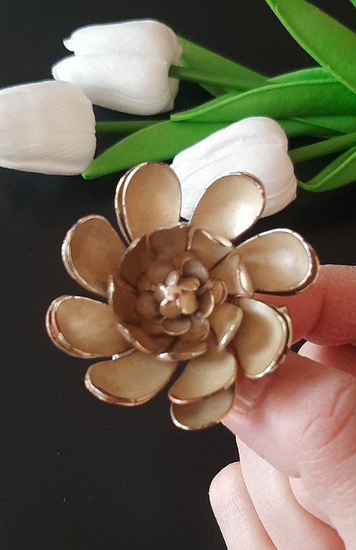 Nádherná vintage brožka, kytička, USA, 70-léta