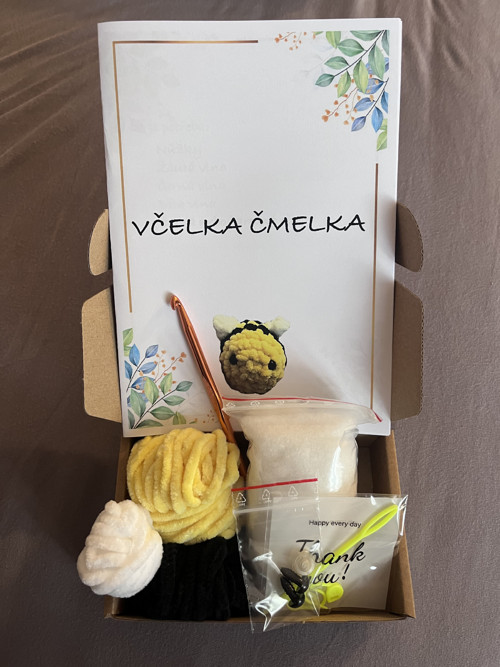 Tvořivá krabička na včelku čmelku
