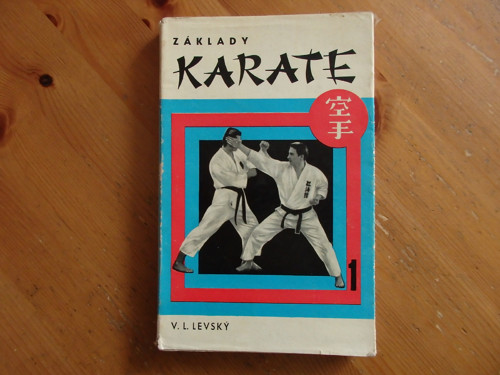 Karate - základy - 1. díl