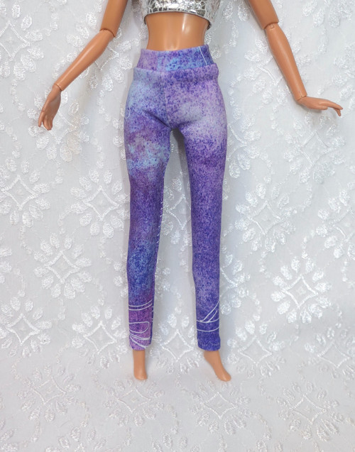 Legíny pro Barbie — foto 1
