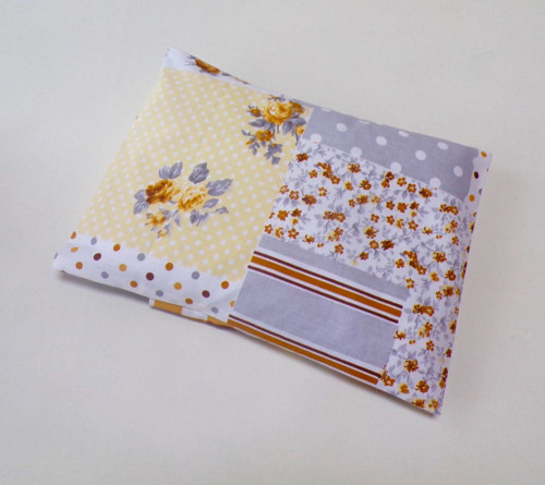 Pohankový polštářek 28 x 20 cm - vzor patchwork