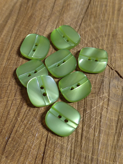 Knoflík zelený lesklý