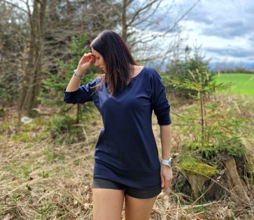 Volnější téčkové triko modré...L-XL — foto 1