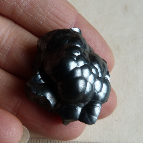 Hematit - 3,2 cm - Extra