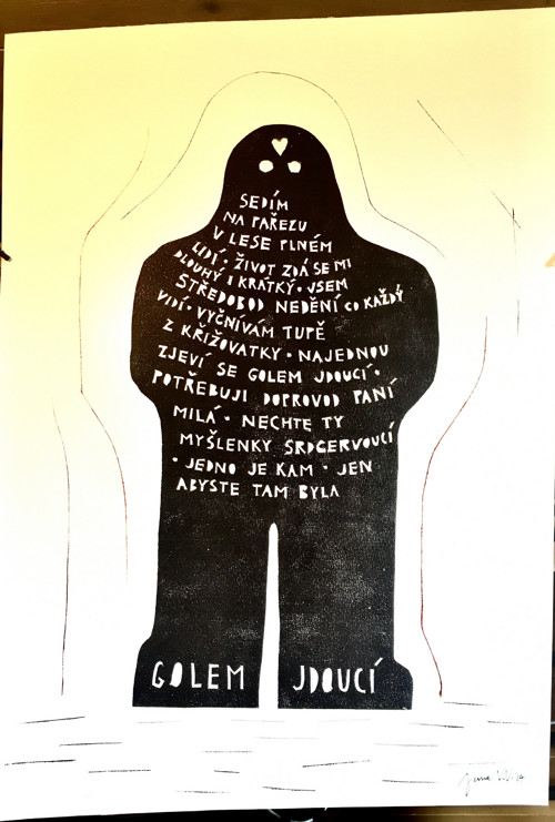 Golem jdoucí — foto 1