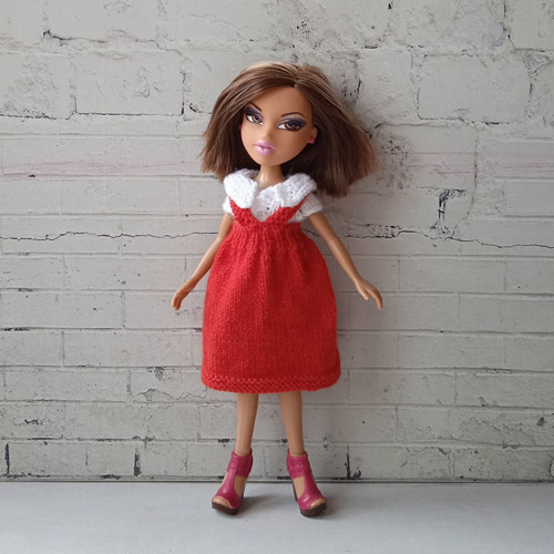 Oblečky pro BRATZ - svetřík, šaty — foto 1