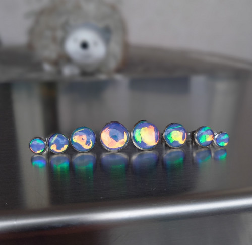 Fialkové s perletí 6 mm — foto 1