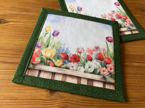 Prostírání- tulipány