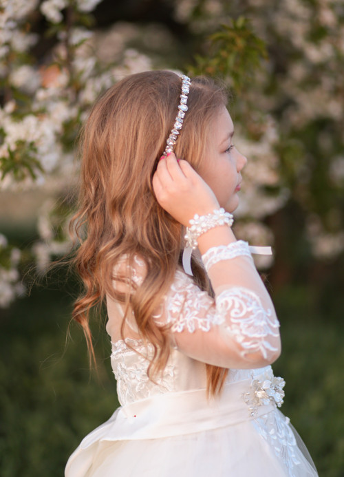 Elegantní křišťálová čelenka na 1.svaté přijímání