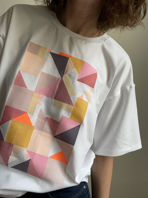 Tričko PLAYFUL — foto 1