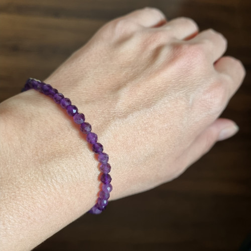 Náramek AMETYST fazetovaný 4mm