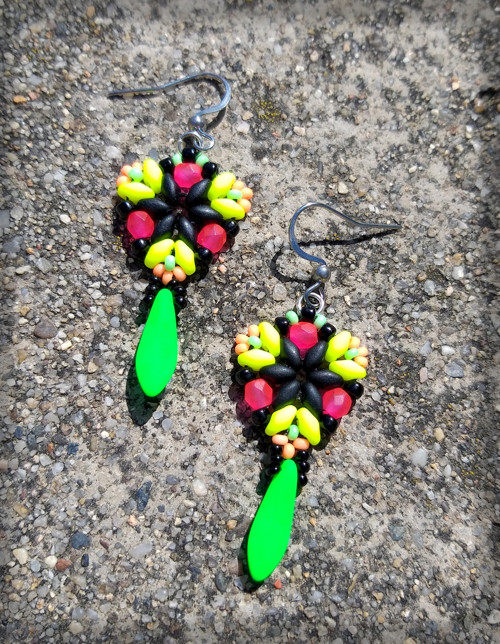Neon no.2