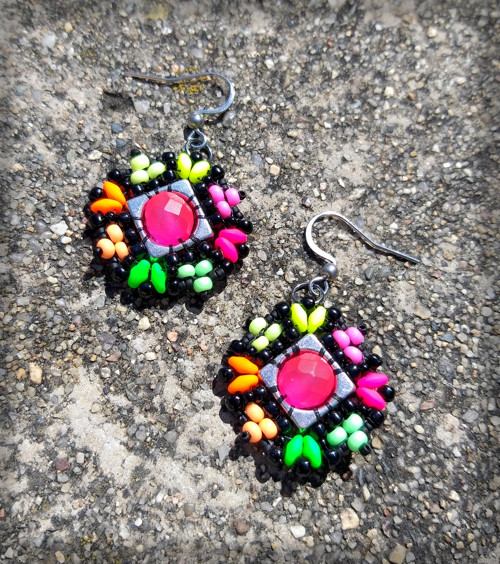 Neon no.3