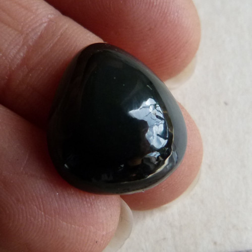 Obsidián duhový - kabašon - 1,7 cm