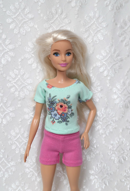Barbie - Tričko — foto 1
