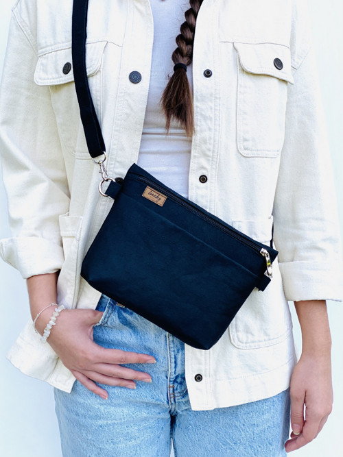 Trendy kabelka - ledvinka " Silver Inovation "