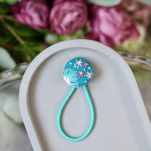 Buttonka - BonBon gumička - vyšívané - turquoise
