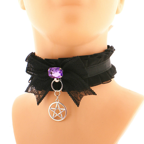 Gothic černý obojek s pentagramem choker