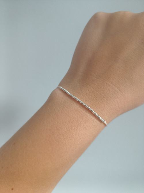 Náramek BASIC SILK Luxury Silver edition - white