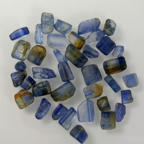 Leštěné zlomky Kyanitu, 41,36 ct., cca. 4x4-9x6 mm