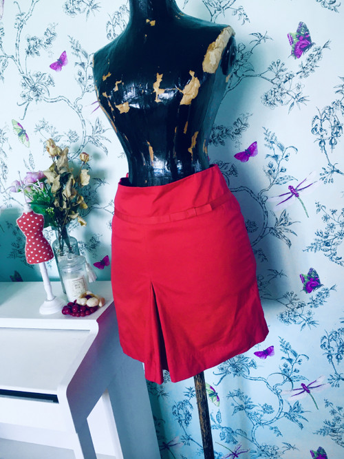 Sukně retro red — foto 1