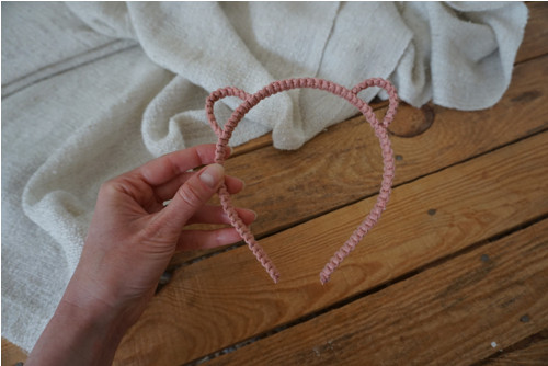 Macrame čelenka - Pudrový medvídek